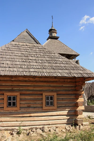 Old Ukrainian village, the old houses — Stock Photo, Image