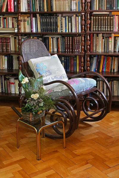 Biblioteca silla — Foto de Stock