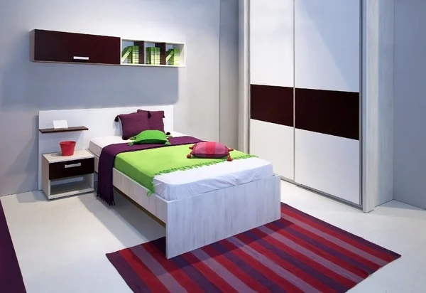 Kleurrijke slaapkamer — Stockfoto