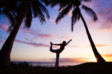 güzel yoga kadın silüeti