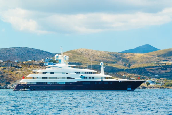 Luksusowy jacht — Zdjęcie stockowe