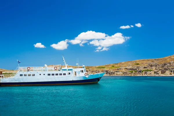 Barco em Ilhas Gregas — Fotografia de Stock