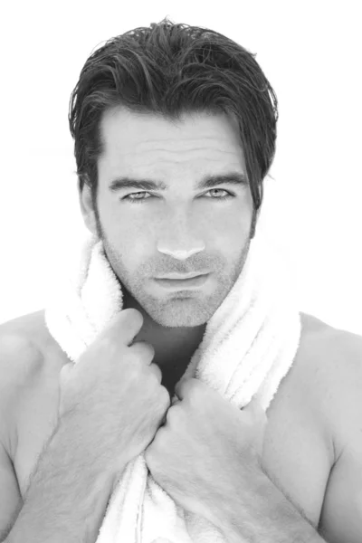 Homme avec serviette — Photo