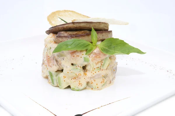Salátem a rybí jikry — Stock fotografie