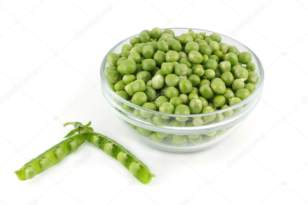 A bowl of peas and a pod
