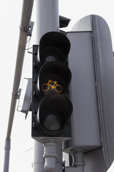 Оранжевый светофор для велосипедов — стоковое фото
