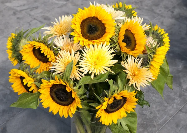 Sunflowers bouquet — Stock Photo, Image