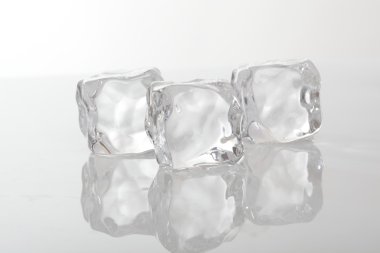 Buz küpleri