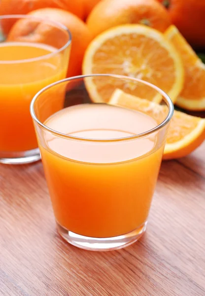 杯子里的橙汁 — 图库照片