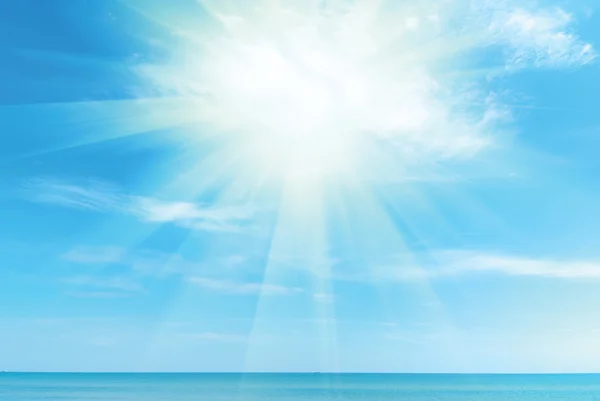 Όμορφο μπλε ουρανό Καραϊβικής και ήλιο — Φωτογραφία Αρχείου