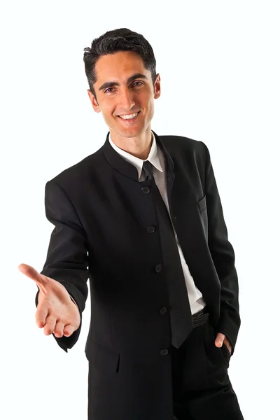 Молодой улыбающийся успешный бизнесмен — стоковое фото