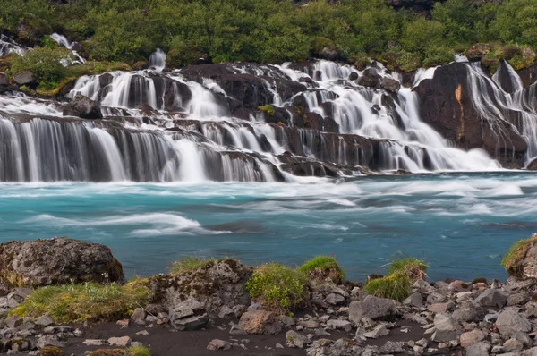 Nádherné hraunfossar vodopády Islandu — Stock fotografie