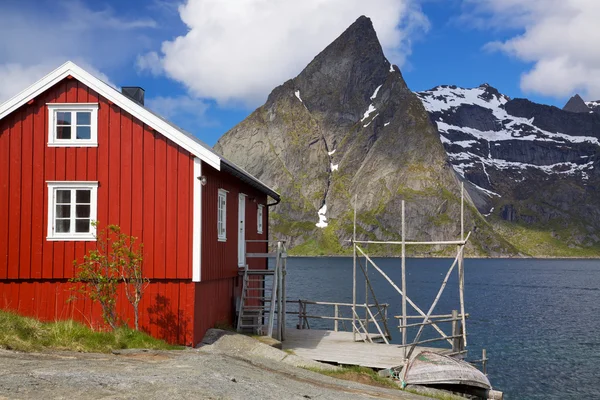 Rorbu Hütte auf den Lofoten — Stockfoto