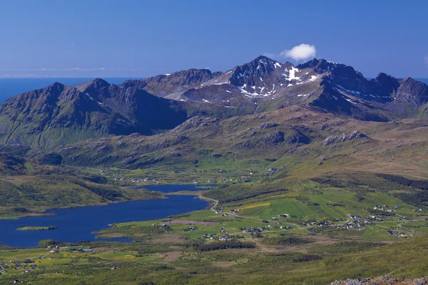 Panorama de montagne sur Lofoten — Photo