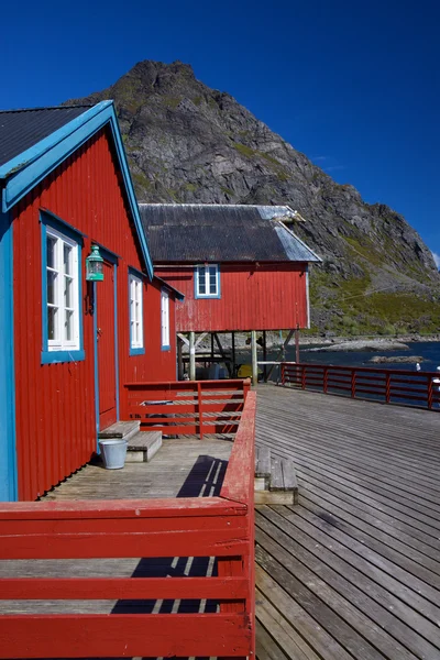 Rote rorbu Fischerhütten — Stockfoto