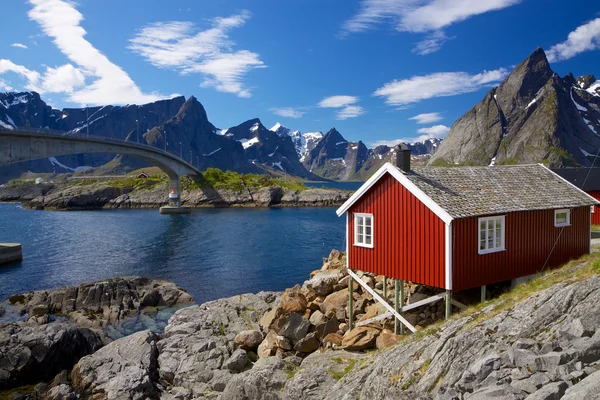 Rote Fischerhütte — Stockfoto