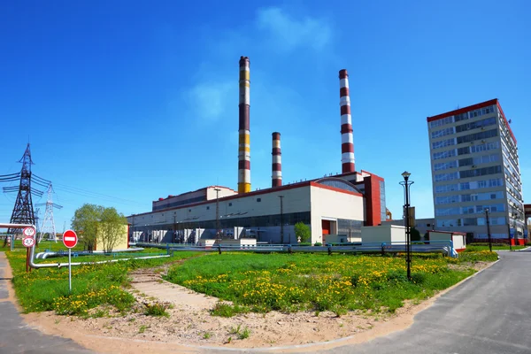 Power plant in a sunny day — Stock Photo, Image