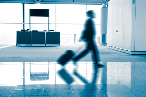 Passageiro no aeroporto — Fotografia de Stock