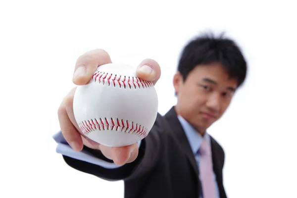ビジネスの男性を取る野球 — ストック写真