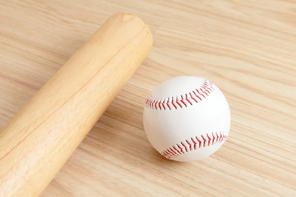 Baseball och bat — Stockfoto