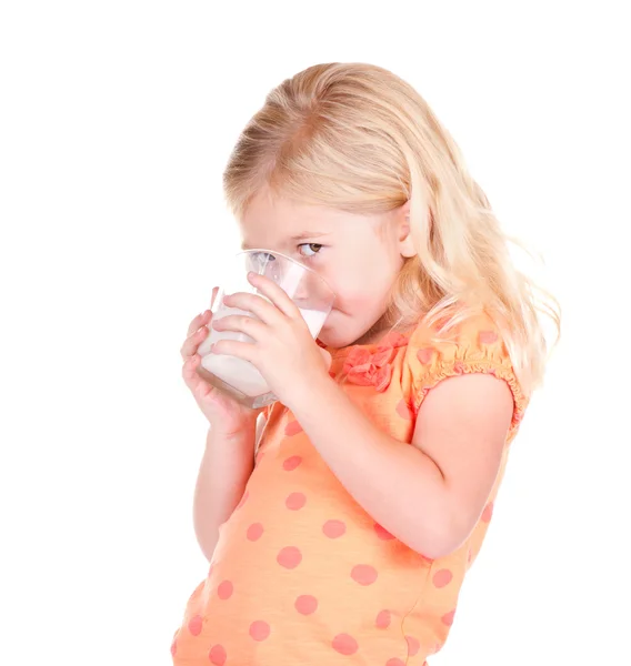 Beber leche infantil —  Fotos de Stock