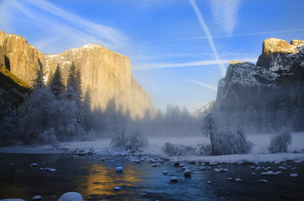 Sunset on yosemite in winter