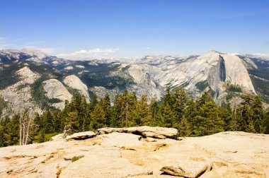 Yosemite ve sierra nevadas