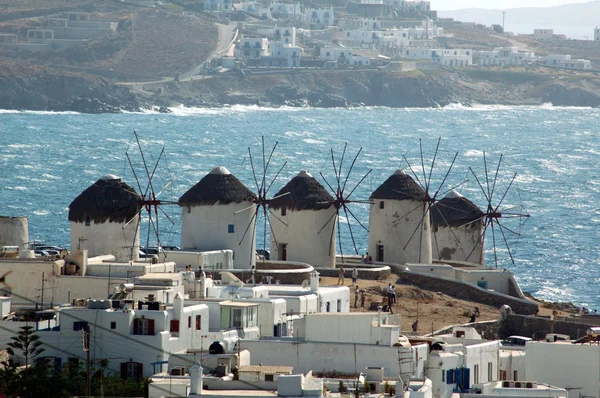 米科诺斯岛希腊岛上风车 — 图库照片