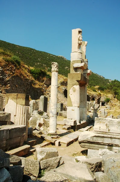 Columns in the historical ancient Roman city of Ephesus in Turkey — Stock Photo, Image