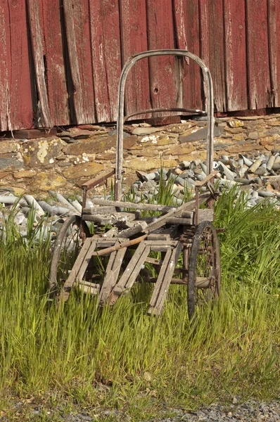 被遗弃的轮椅，萨特克里克，加利福尼亚州 — 图库照片