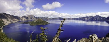 Crater Lake, Oregon clipart