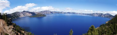 Panorma of Crater Lake, Oregon clipart