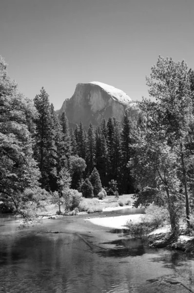 Half dome at Yosemite — Stock Photo, Image
