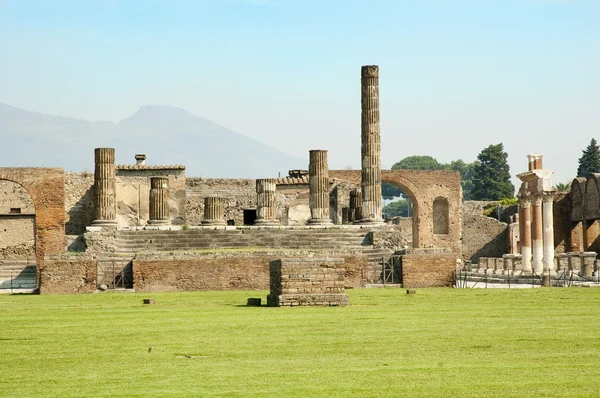 Ruinas romanas —  Fotos de Stock