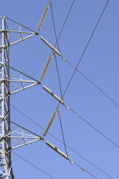 Linhas de distribuição eléctrica — Fotografia de Stock