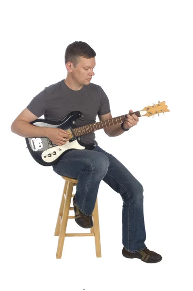 Gitarristen spelar — Stockfoto