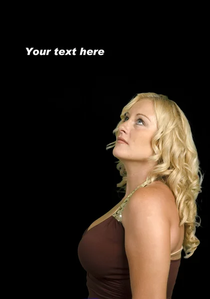 Atraktivní blondýna nad černou — Stock fotografie