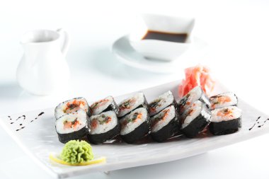 frest ve lezzetli sushi