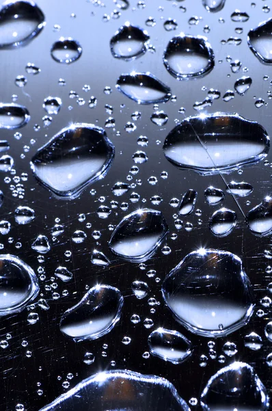 Paslanmaz çelikten soğuk damlacıklar