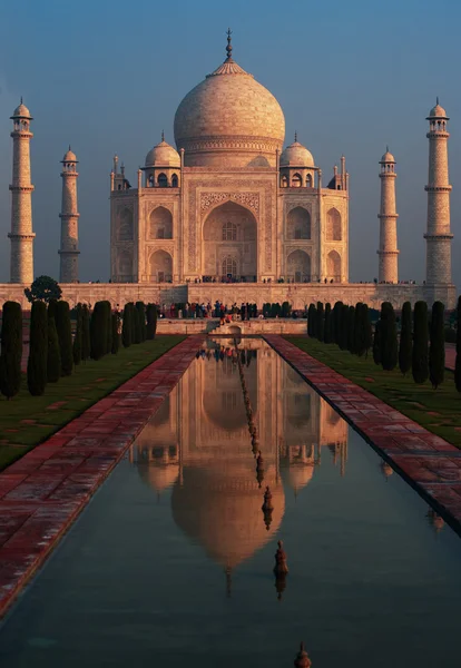 Taj Mahal Red Sunrise Fountain Reflection — Stock Photo, Image