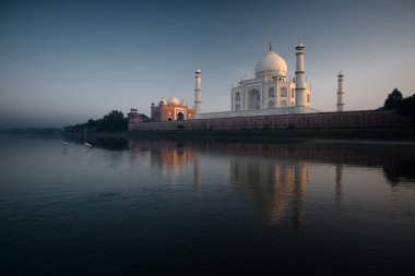 Jamuna River Birds Sunset Taj Mahal India clipart