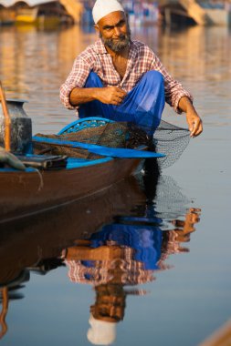 Keşmir dal göl balıkçı net balıkçılık