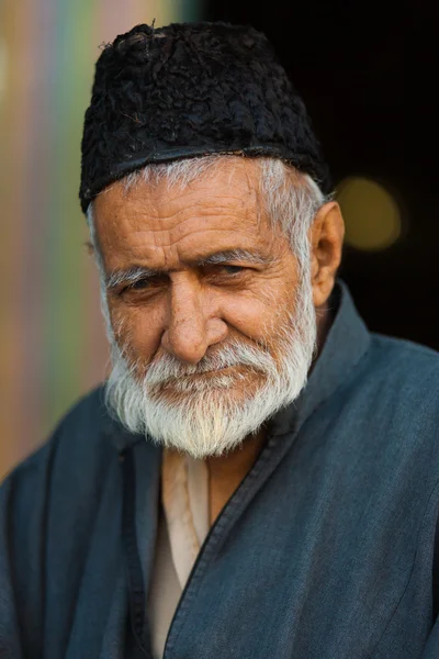 Alter kashmirischer muslimischer Mann shah e hamdan moschee — Stockfoto