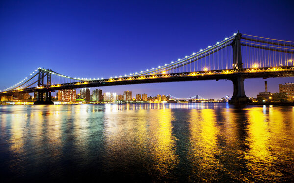 Manhattan Bridge at sunset