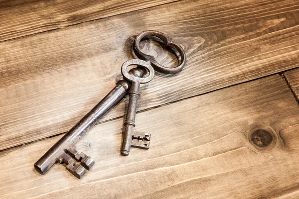 Stora och små nycklar — Stockfoto