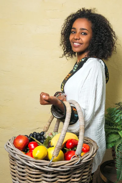 Šťastné etiopské žena — Stock fotografie