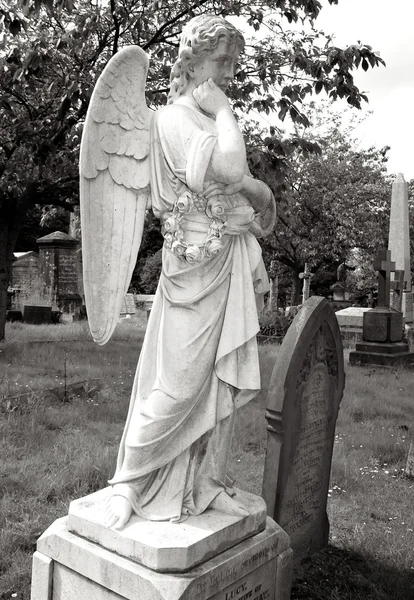 Angel Memorial — Stockfoto