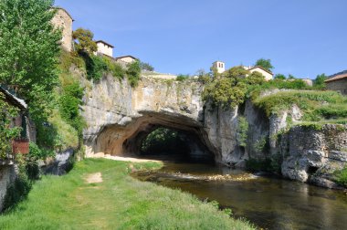 Natural arch of Puentedey, Burgos (Spain) clipart