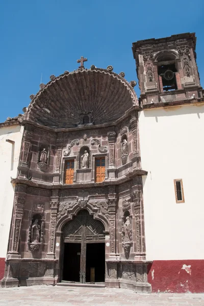 Церковь Богоматери Здоровья, Сан-Мигель-де-Альенде, Мексика — стоковое фото