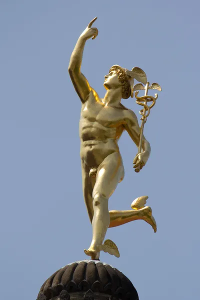 Estátua de mercúrio — Fotografia de Stock